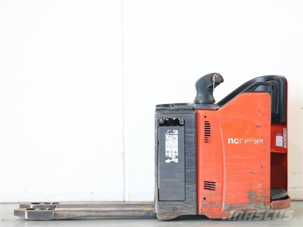 Linde T20SP/131-08 Yaya kumandali istif makinasi