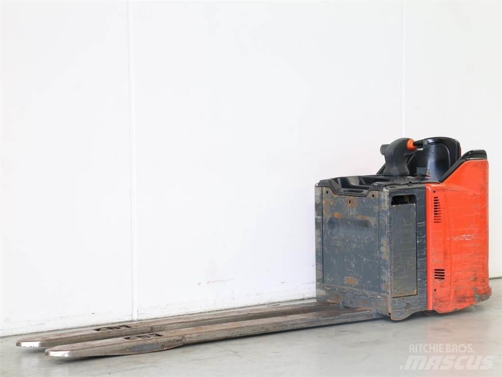 Linde T24SP/131 Yaya kumandali istif makinasi