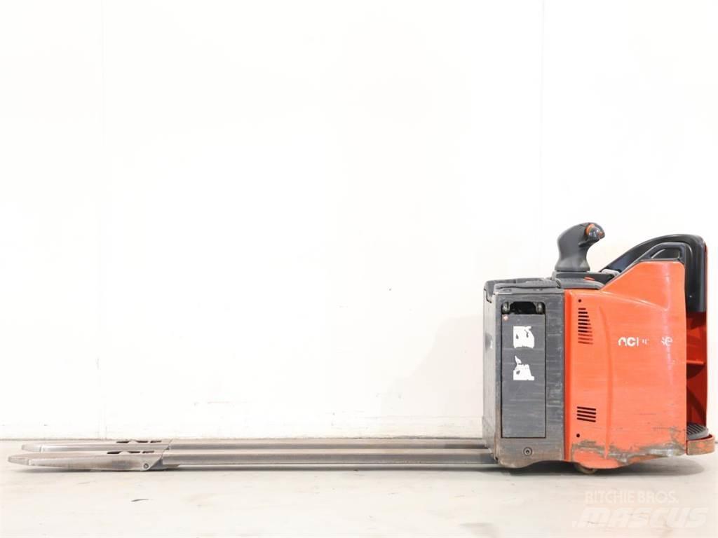 Linde T25SP/131-08 Yaya kumandali istif makinasi