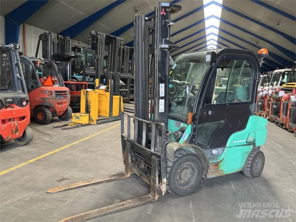 Mitsubishi FD25N Diger