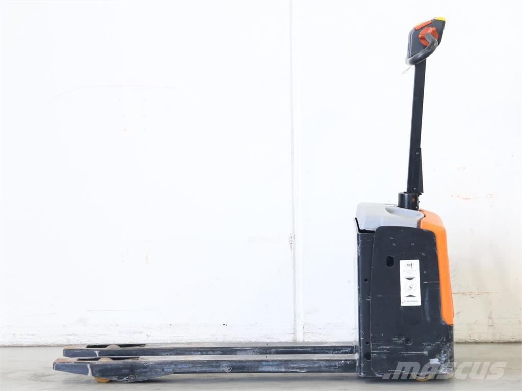 Rocla TW13ac Yaya kumandali istif makinasi