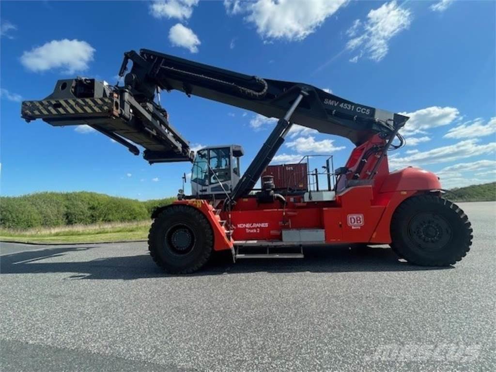 SMV 4531 CC5 Reach truck - depo içi istif araçları