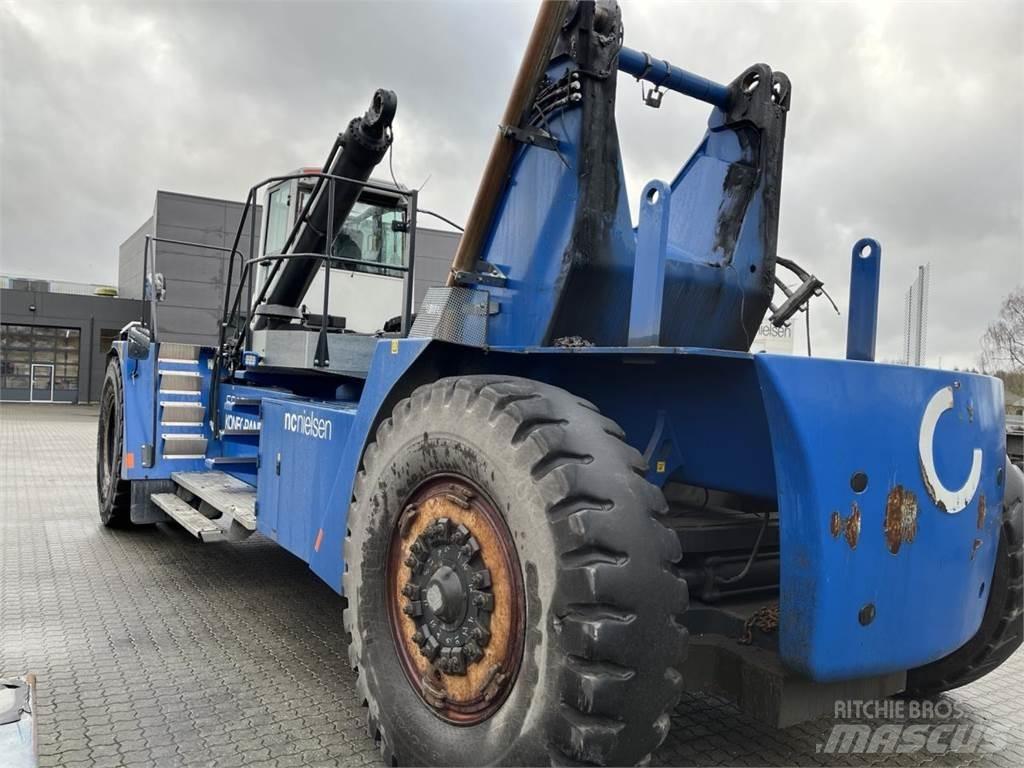 SMV 4535 TC5 Reach truck - depo içi istif araçları