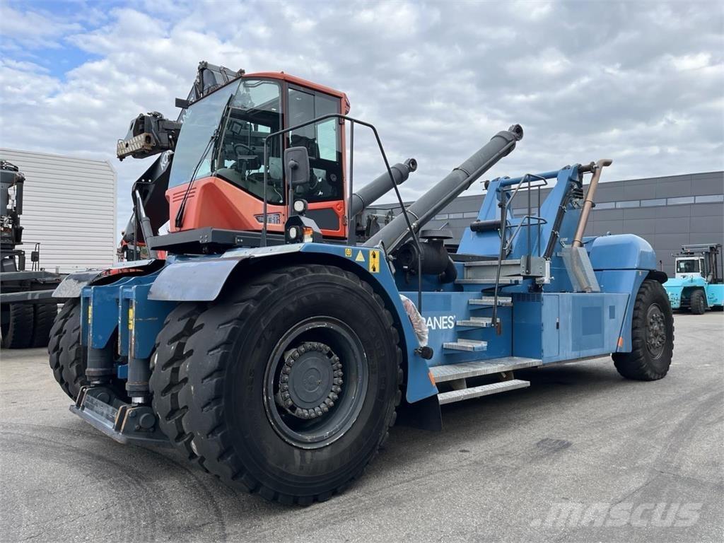 SMV 4538 CCX4 Reach truck - depo içi istif araçları