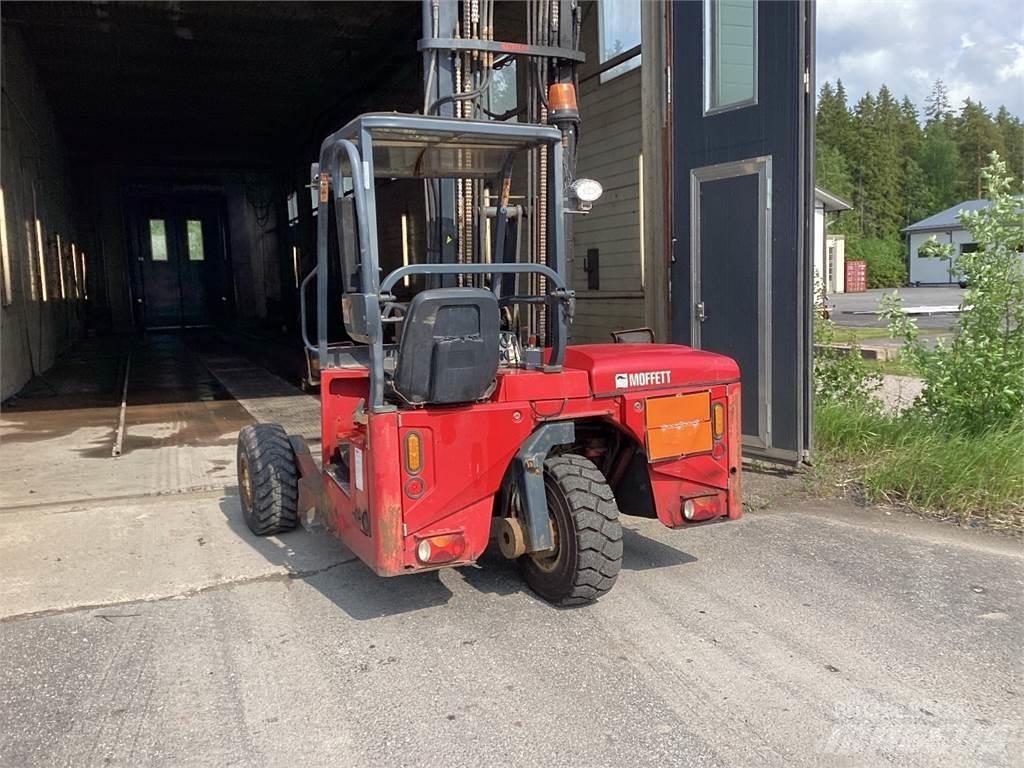 A-Faber Moffet Elektrikli forkliftler