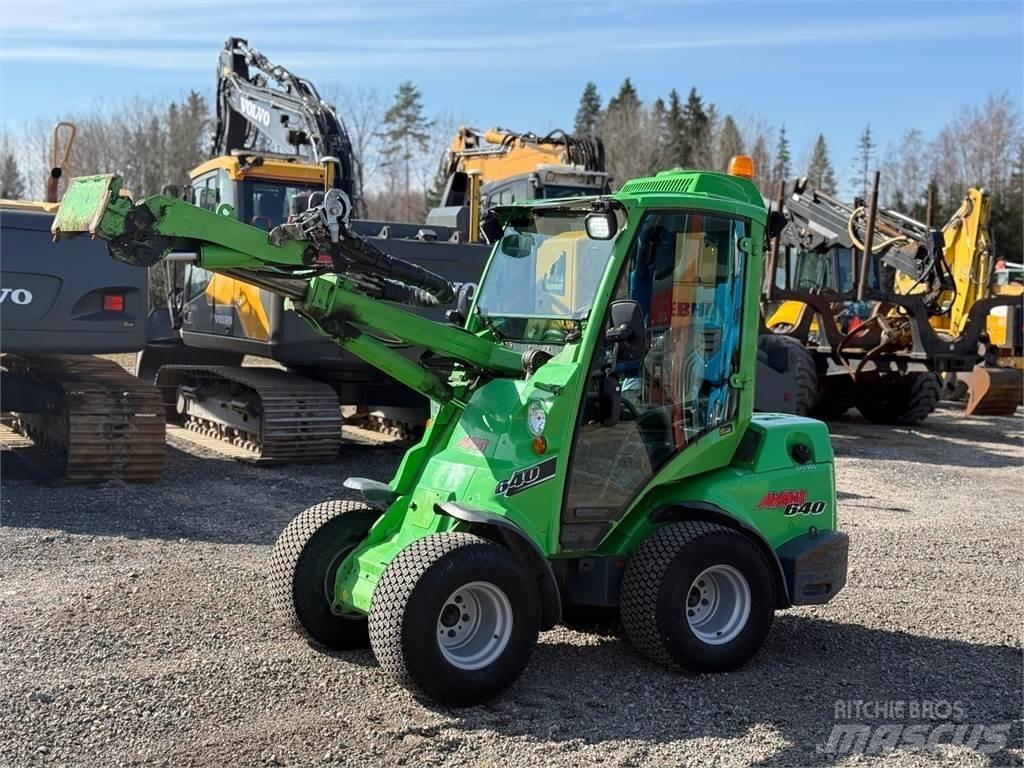 Avant 640 DLX Mini yükleyiciler