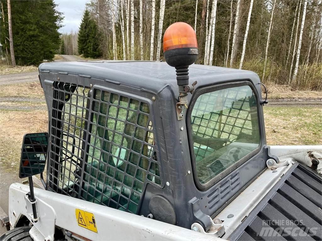 Bobcat S130 Skid steer loderler
