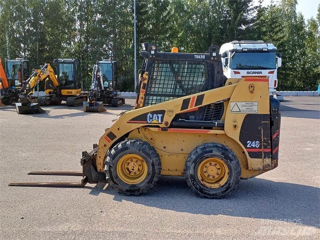 CAT 246 Skid steer loderler