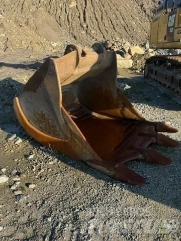 CAT 352F Paletli ekskavatörler