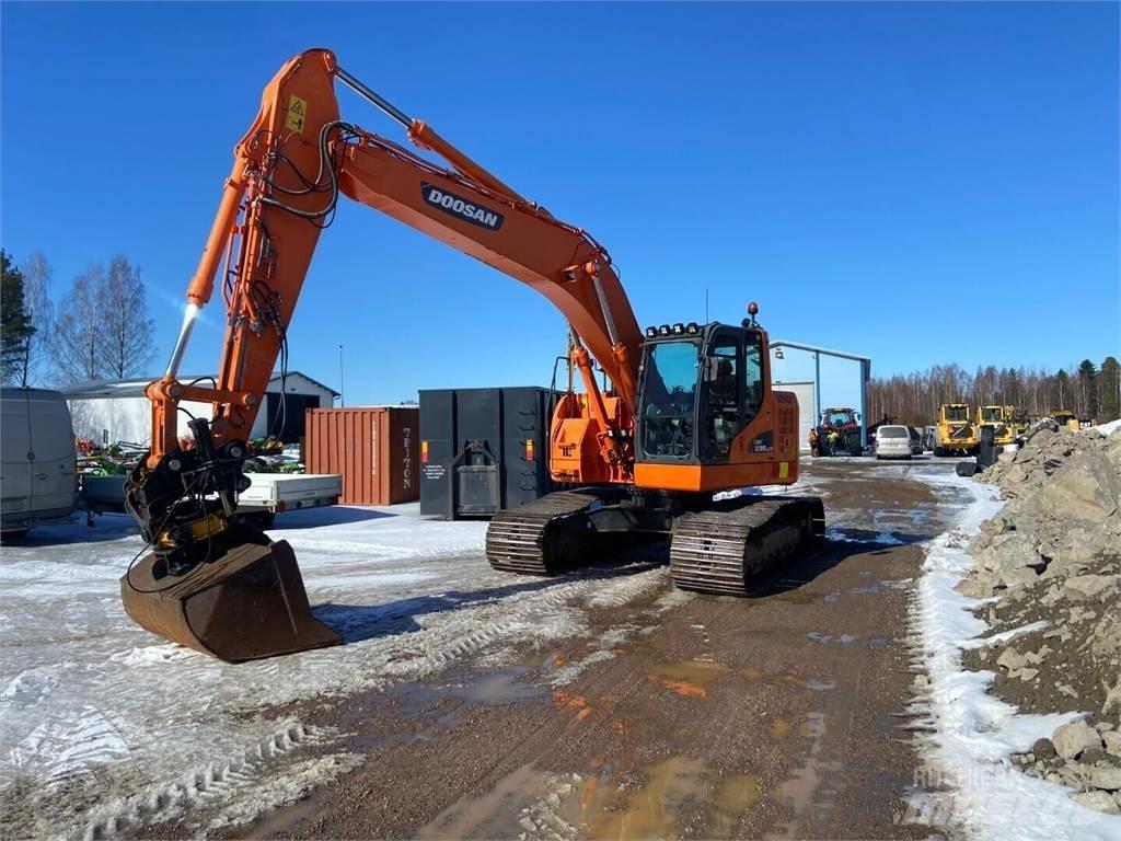 Doosan DX 235 LCR Paletli ekskavatörler
