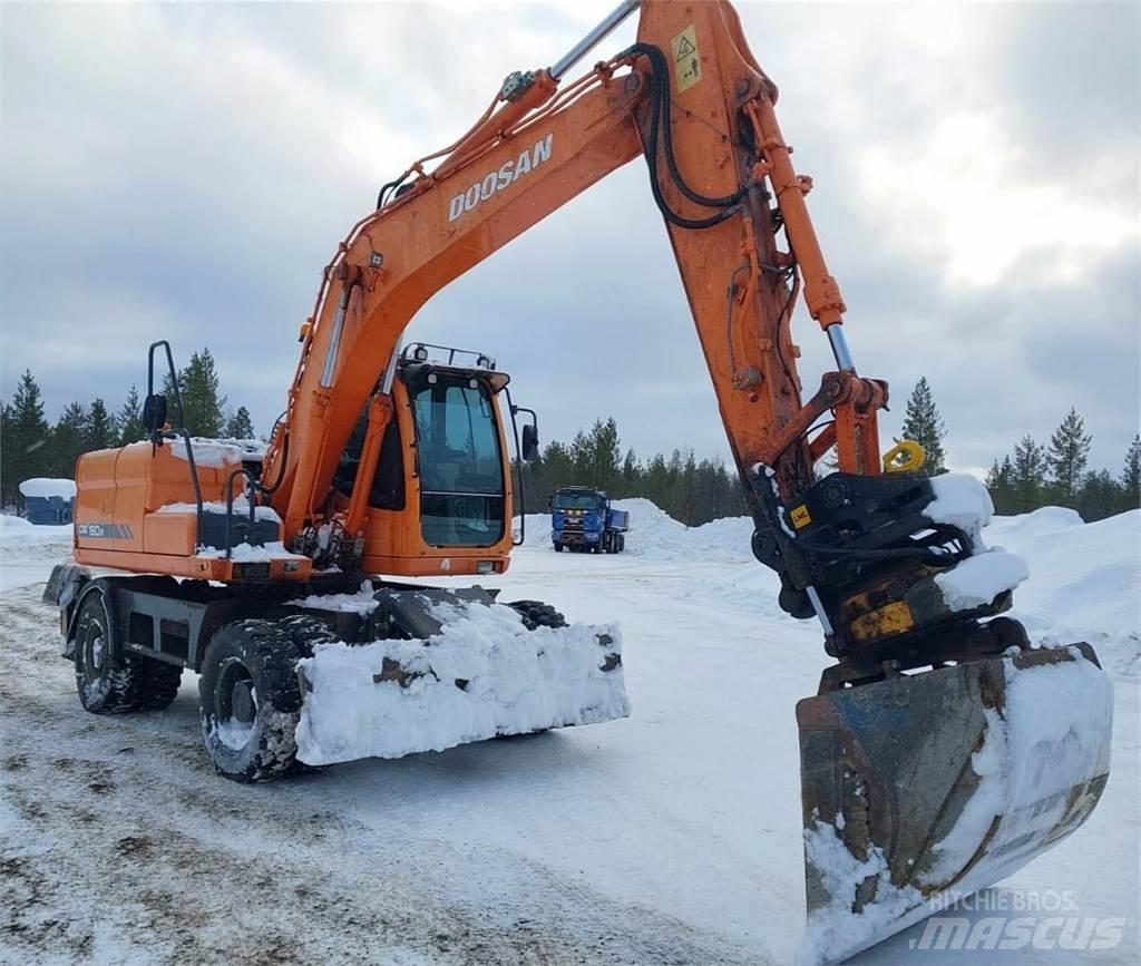 Doosan DX160W Paletli ekskavatörler