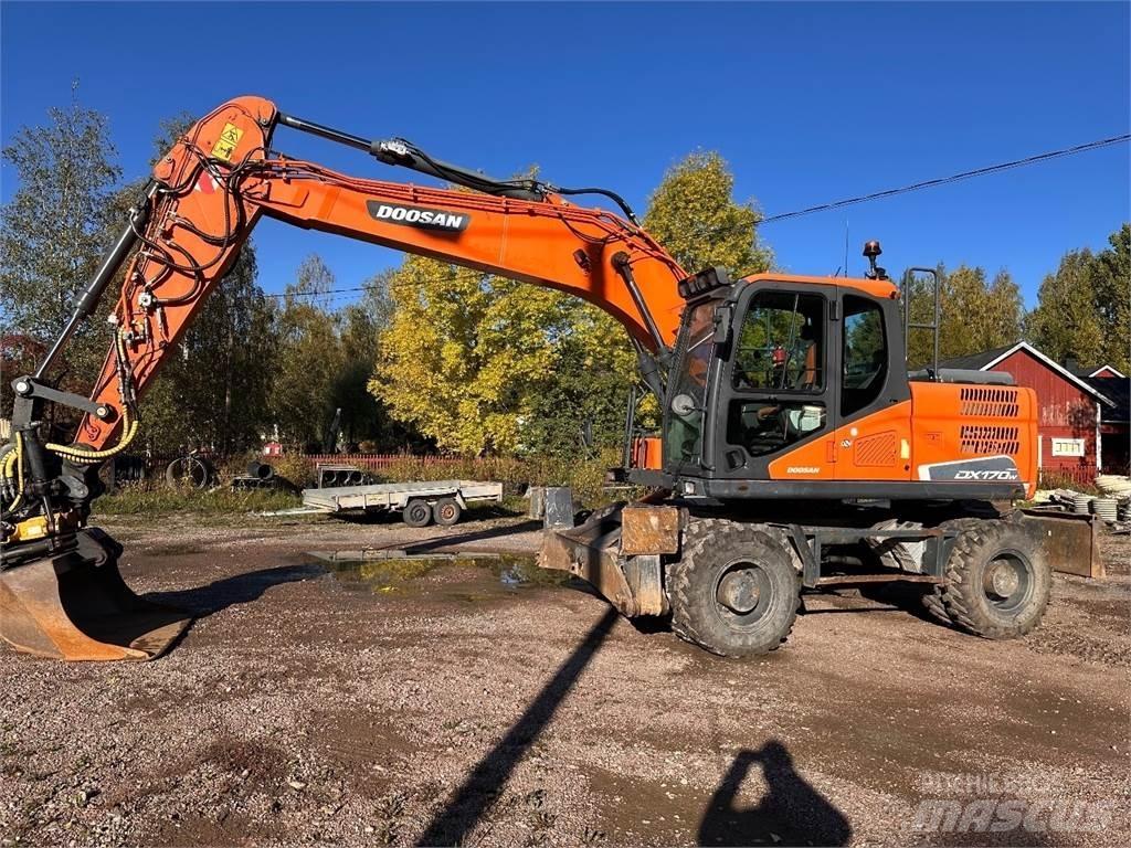 Doosan DX170W-5 Lastik tekerli ekskavatörler