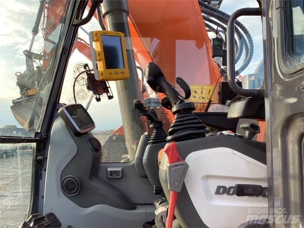 Doosan DX235 LCR Paletli ekskavatörler