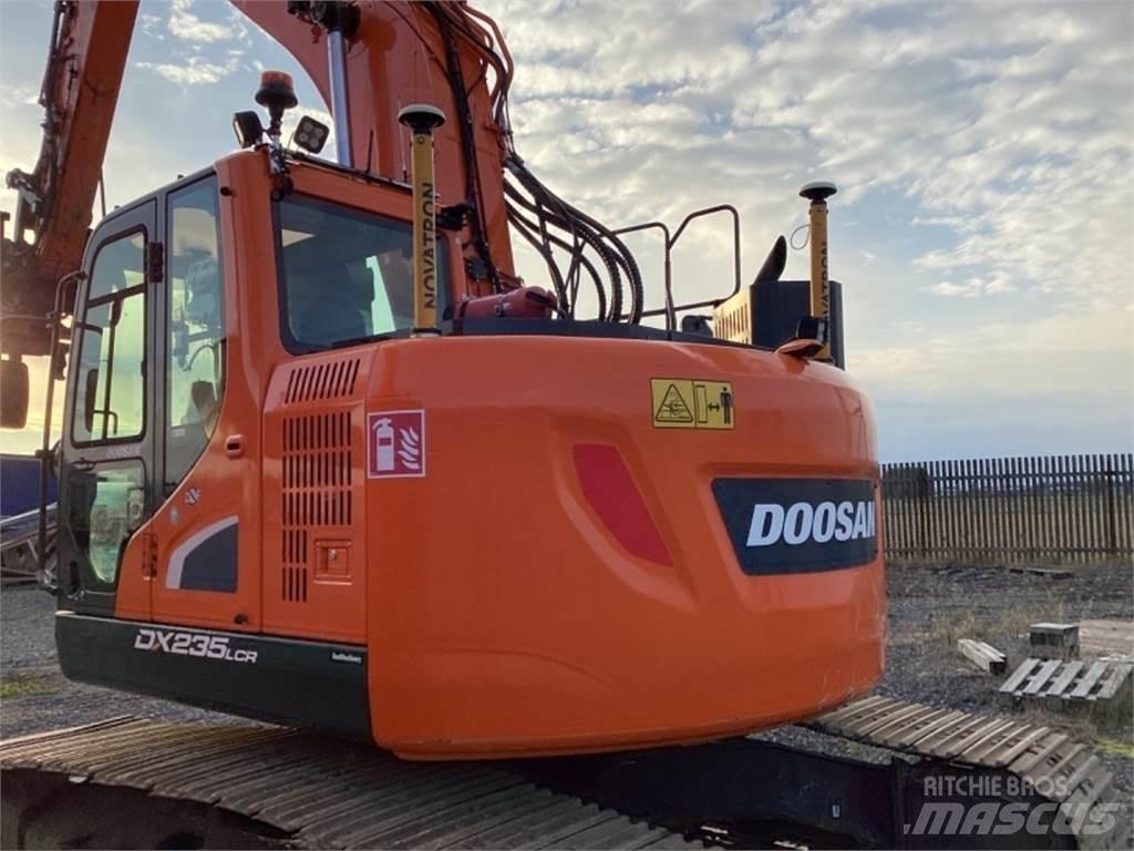 Doosan Dx235 LR 5 Paletli ekskavatörler