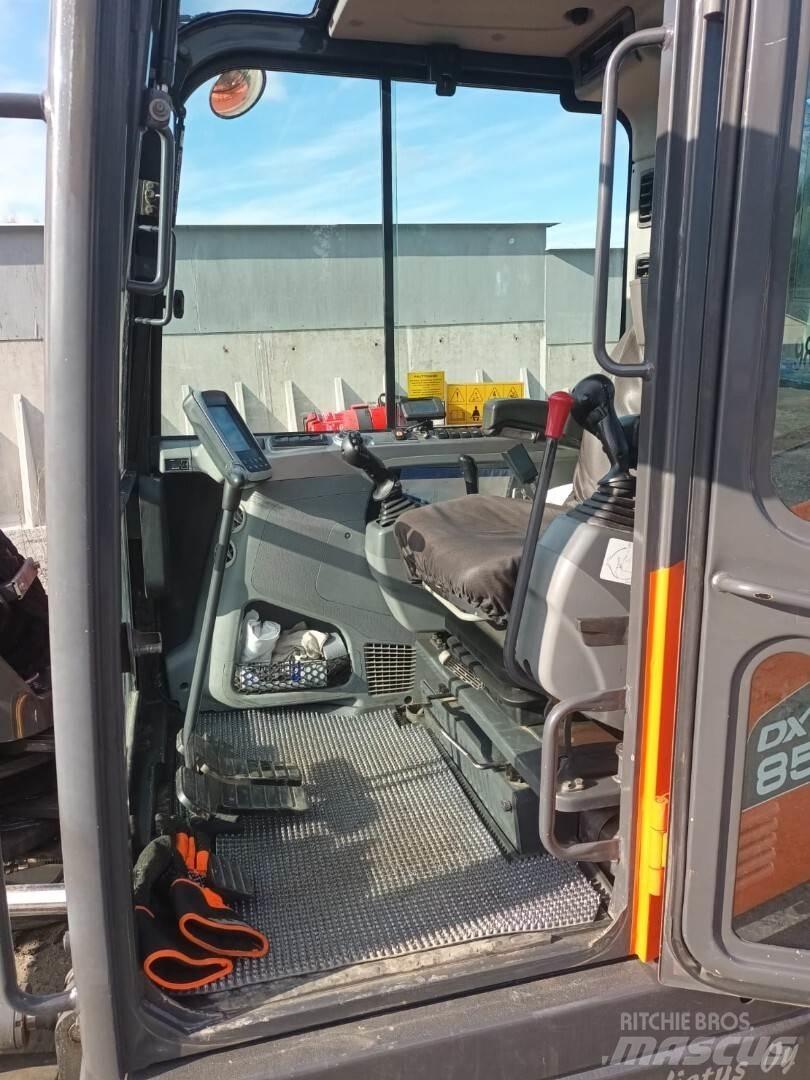 Doosan DX85 R Midi ekskavatörler 7 - 12 t