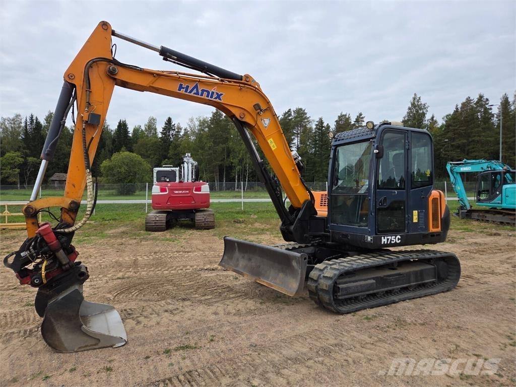 Hanix H75C Midi ekskavatörler 7 - 12 t