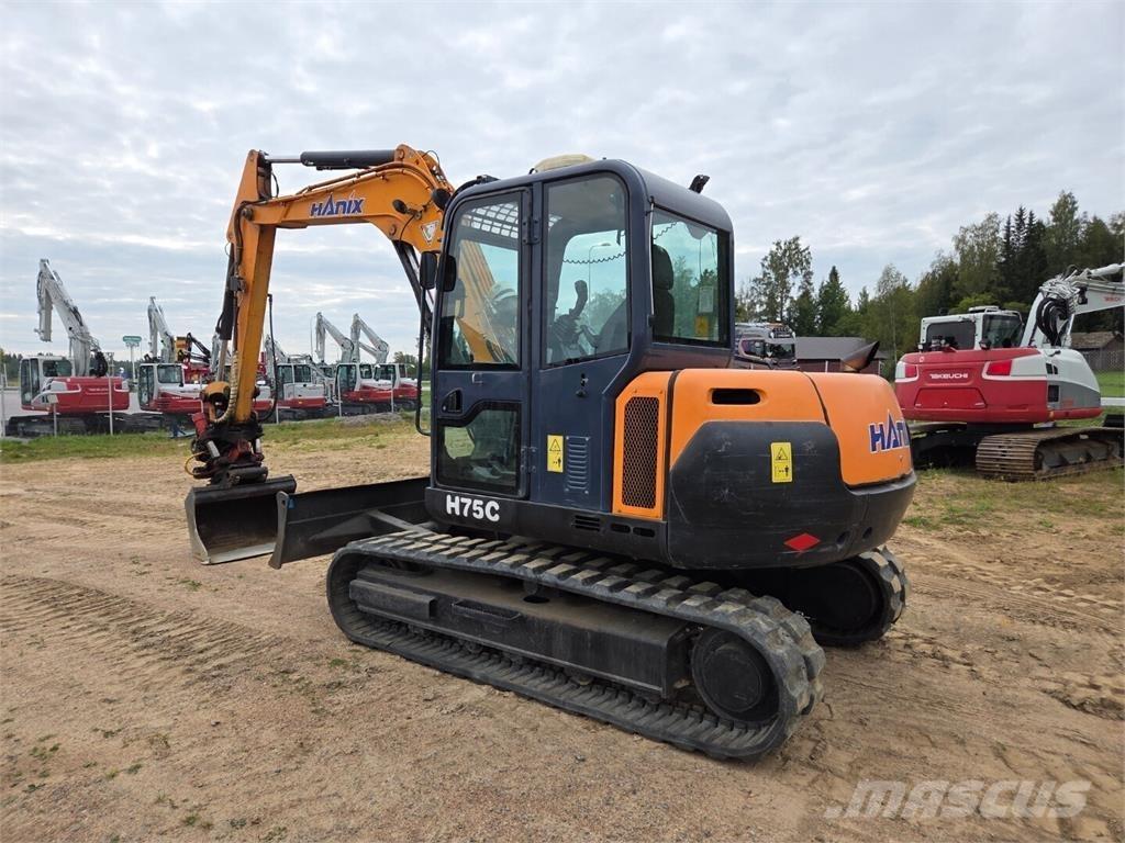 Hanix H75C Midi ekskavatörler 7 - 12 t