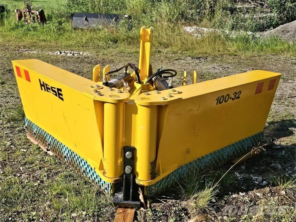 Hese HE 100-32 Diger kar ve yol makinalari