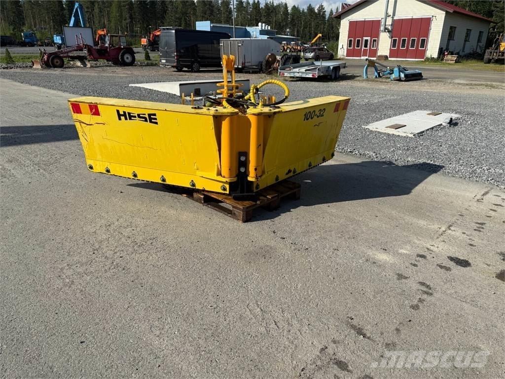 Hese HE 100-32 Diger kar ve yol makinalari