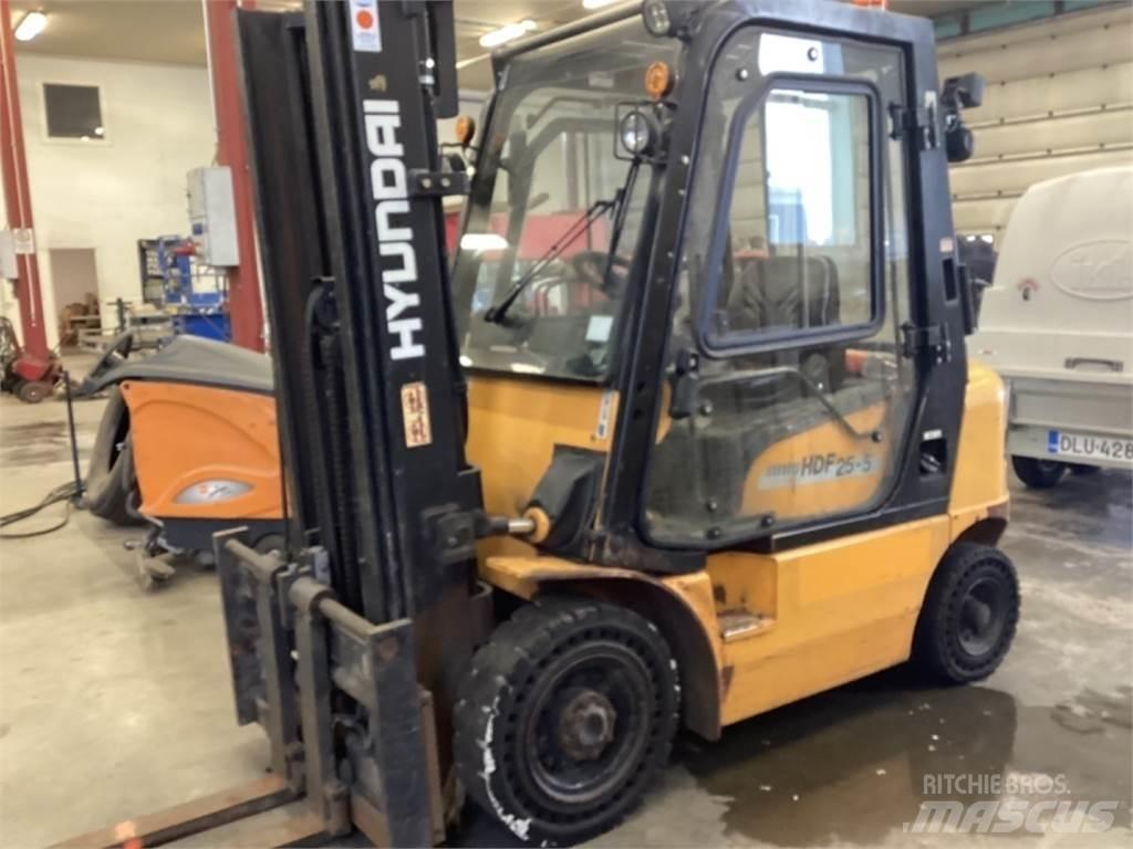 Hyundai HDE 25 E Dizel forkliftler