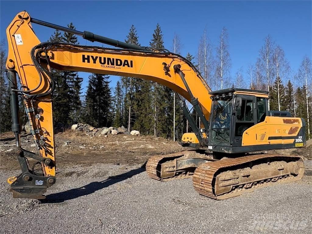 Hyundai HX300L Paletli ekskavatörler