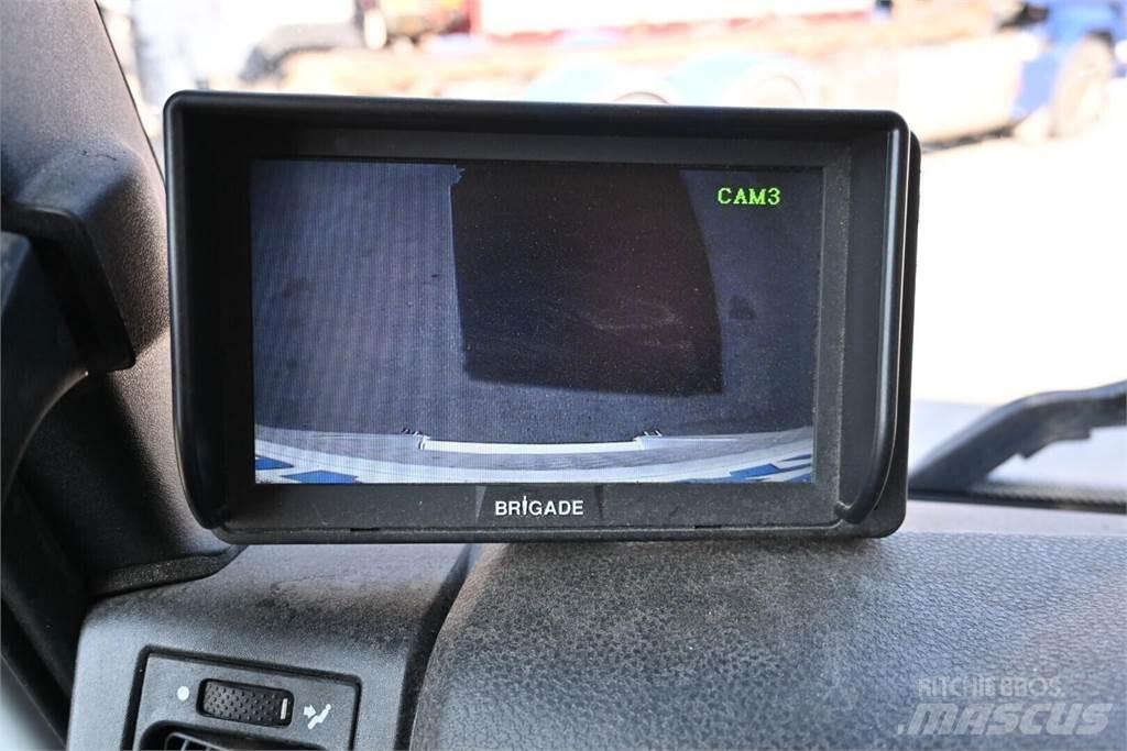 Iveco 140E Kapali kasa kamyonlar