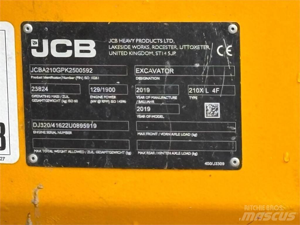 JCB 210 X L 4F Paletli ekskavatörler