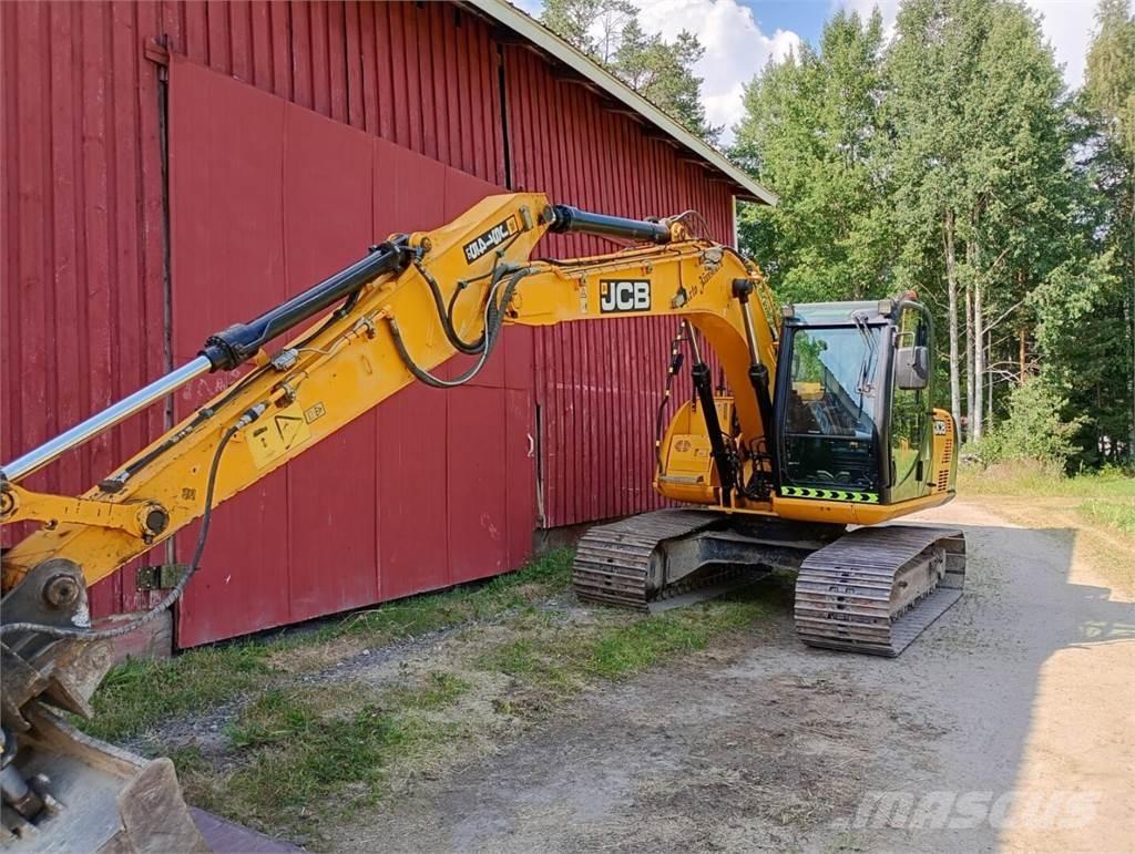 JCB JS 145 Paletli ekskavatörler