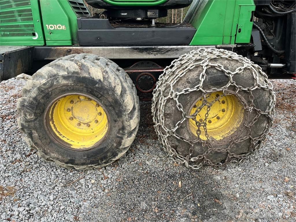John Deere 1010E Tomruk yükleyici traktörler