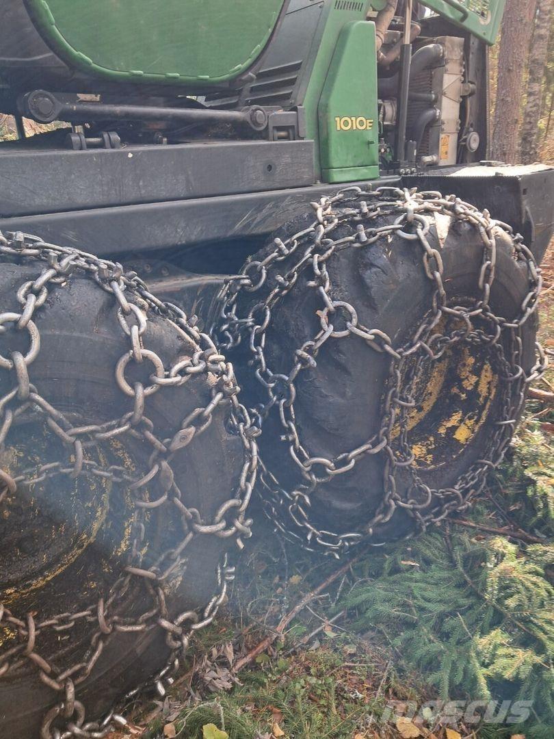John Deere 1010e Tomruk yükleyici traktörler