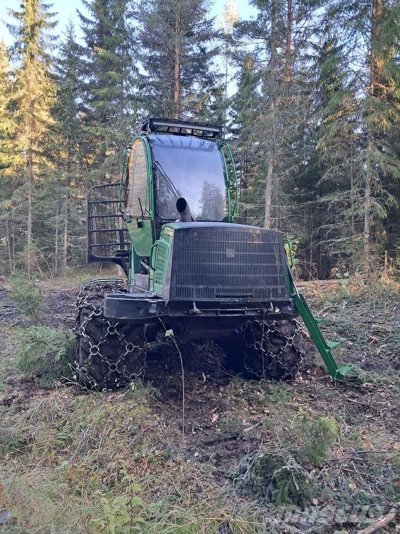 John Deere 1010e Tomruk yükleyici traktörler