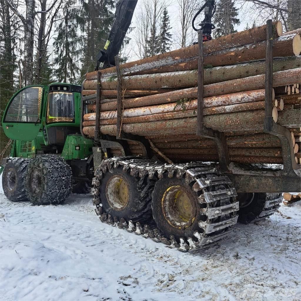 John Deere 1110E Tomruk yükleyici traktörler