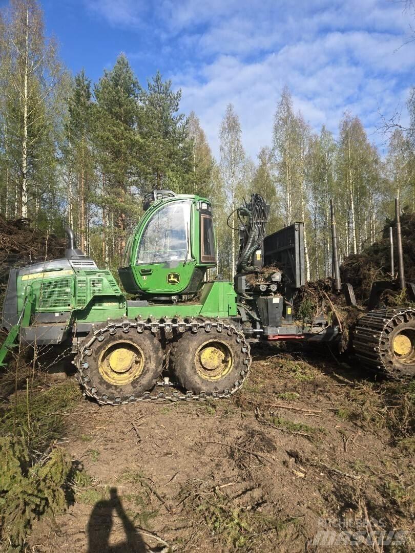 John Deere 1210 G Tomruk yükleyici traktörler