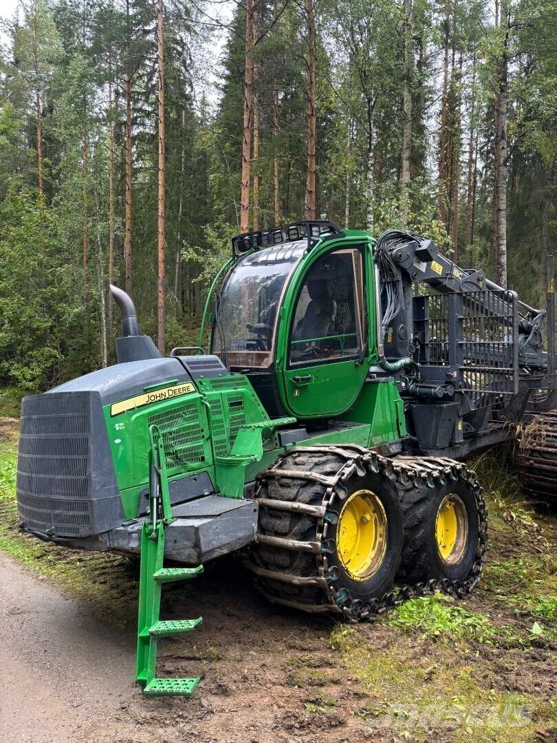 John Deere 1210G Tomruk yükleyici traktörler