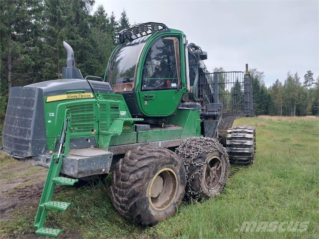 John Deere 1210G Tomruk yükleyici traktörler