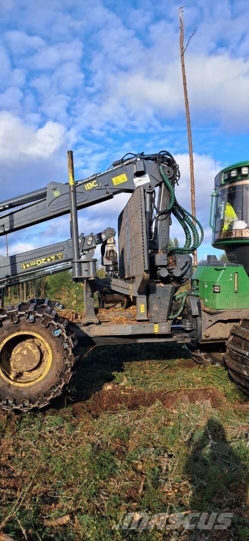 John Deere 1210G Tomruk yükleyici traktörler