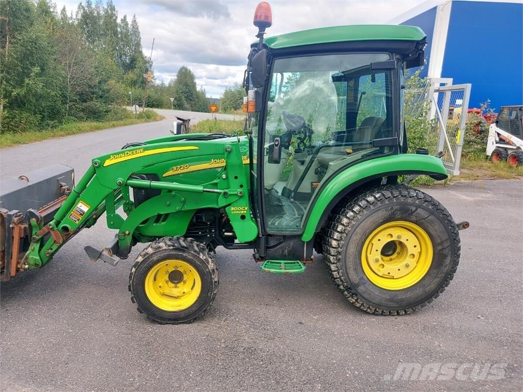 John Deere 3720 Traktörler