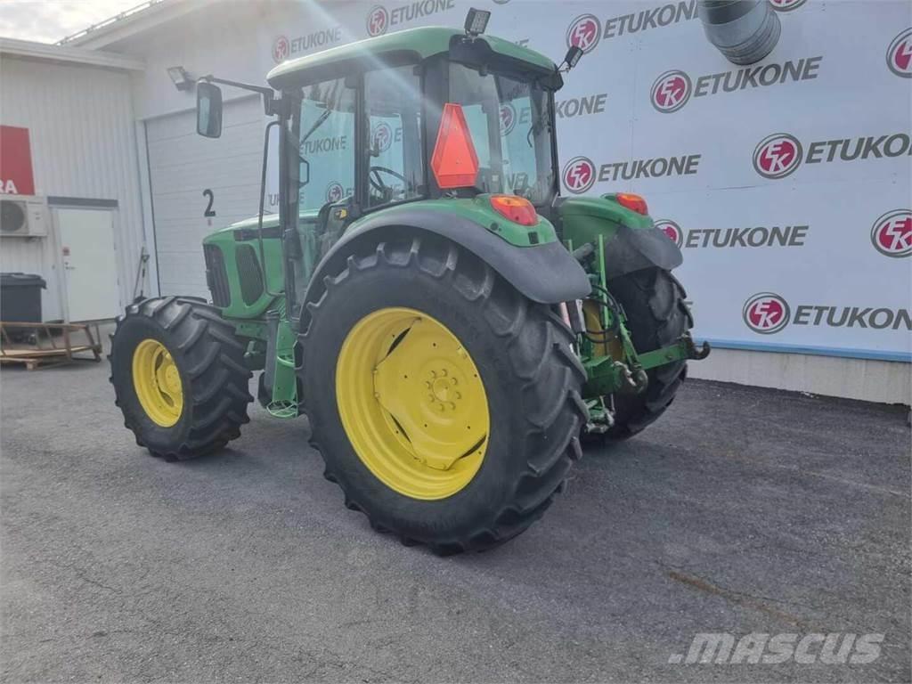 John Deere 6120SE Traktörler
