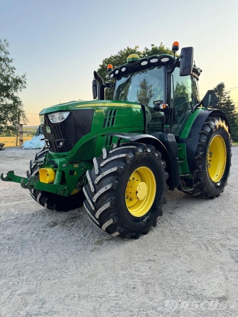 John Deere 6215R Traktörler