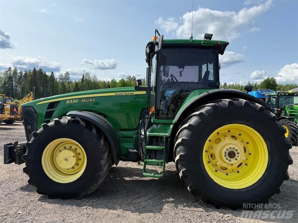 John Deere 8330 Traktörler
