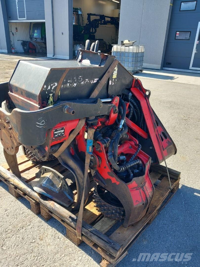 John Deere H415 Agaç kesme robotlari