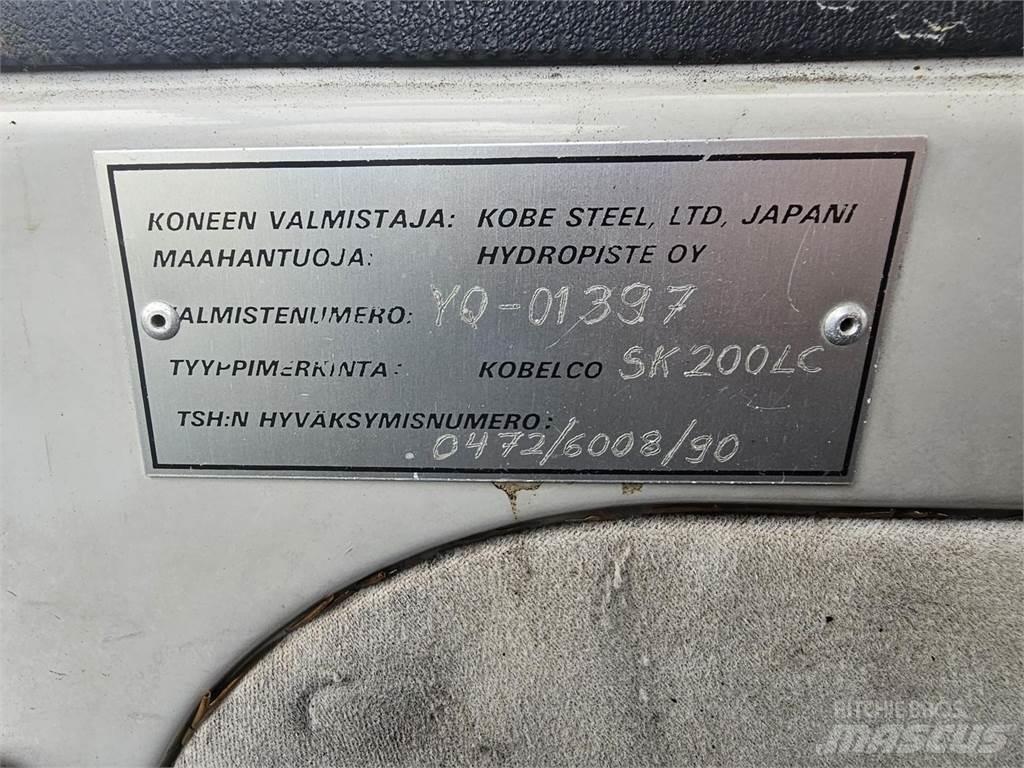 Kobelco SK200LC Paletli ekskavatörler