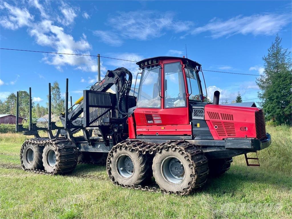 Komatsu 865 Tomruk yükleyici traktörler