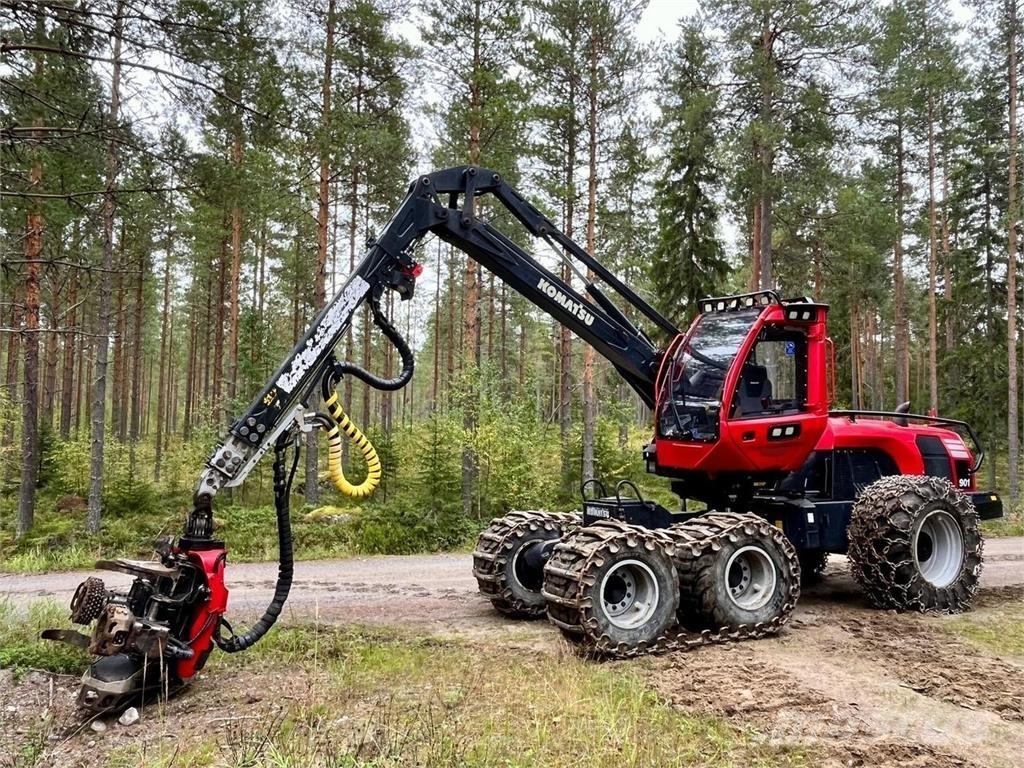 Komatsu 901 Biçerdöverler