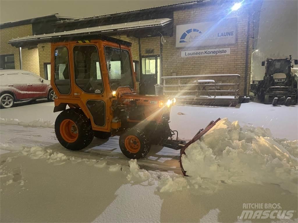 Kubota B 1700 4*4 Diger yol bakim makinalari