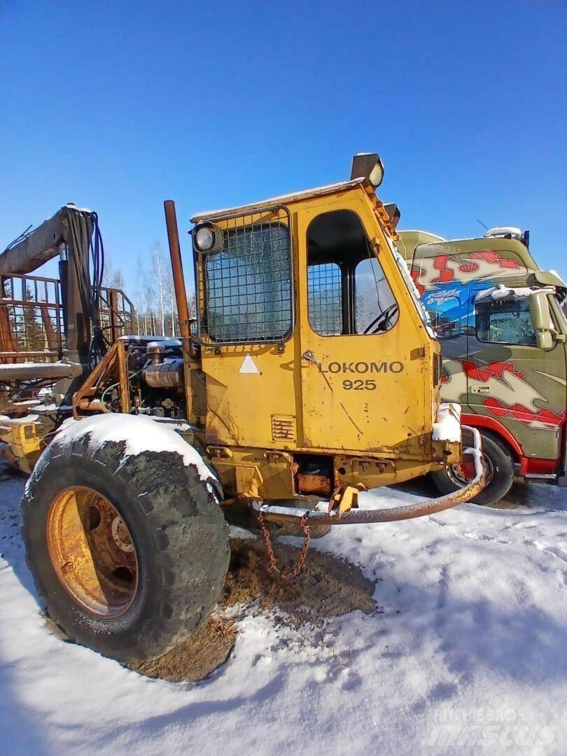 Lokomo 925 Tomruk yükleyici traktörler