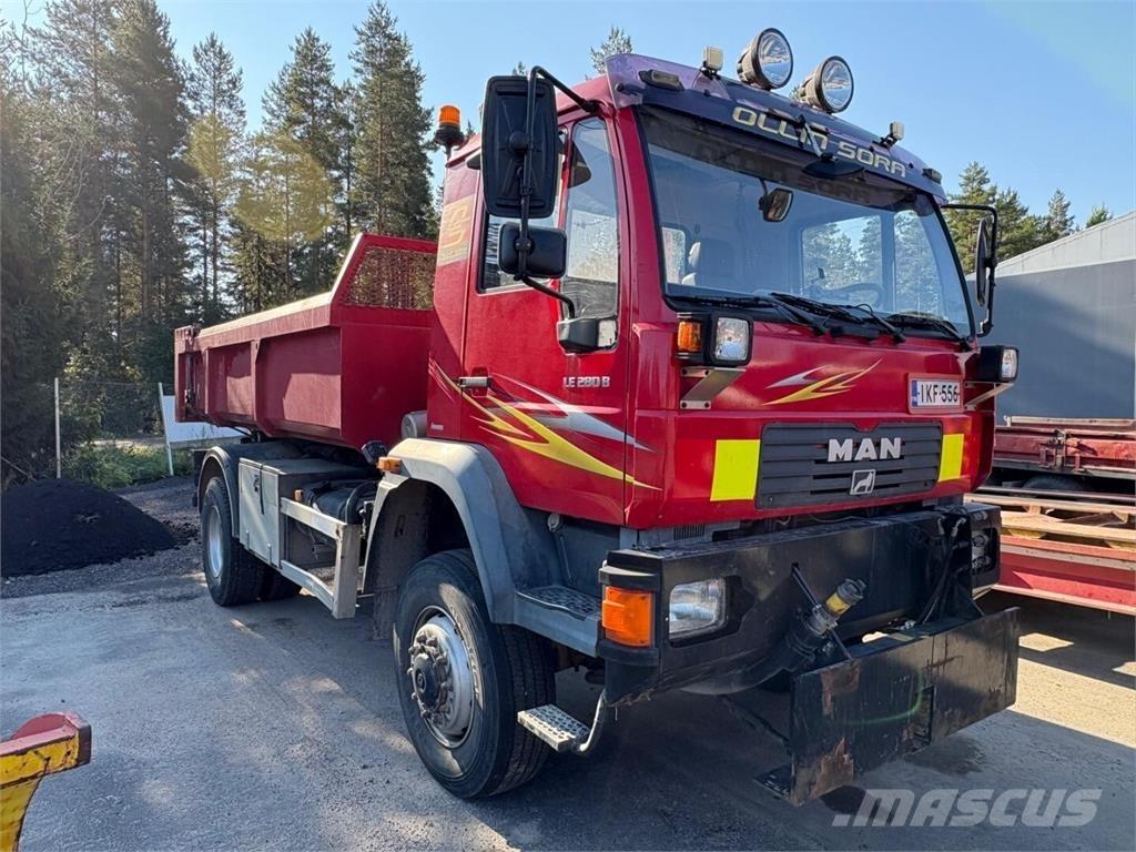 MAN LE 280 B 4x4 Diger kamyonlar