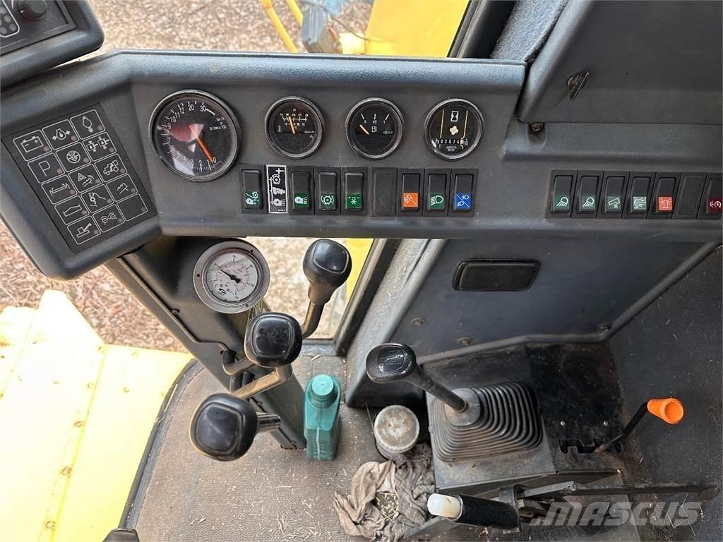 New Holland TC56 Biçerdöverler