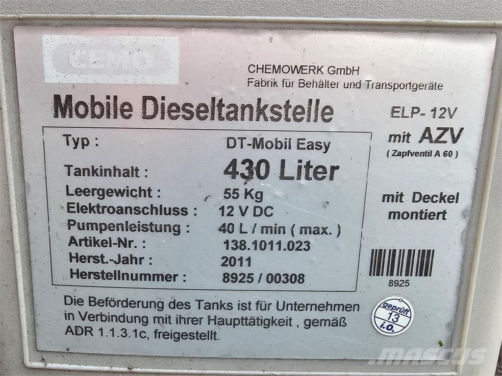  Polttoainesäiliö Tanklar