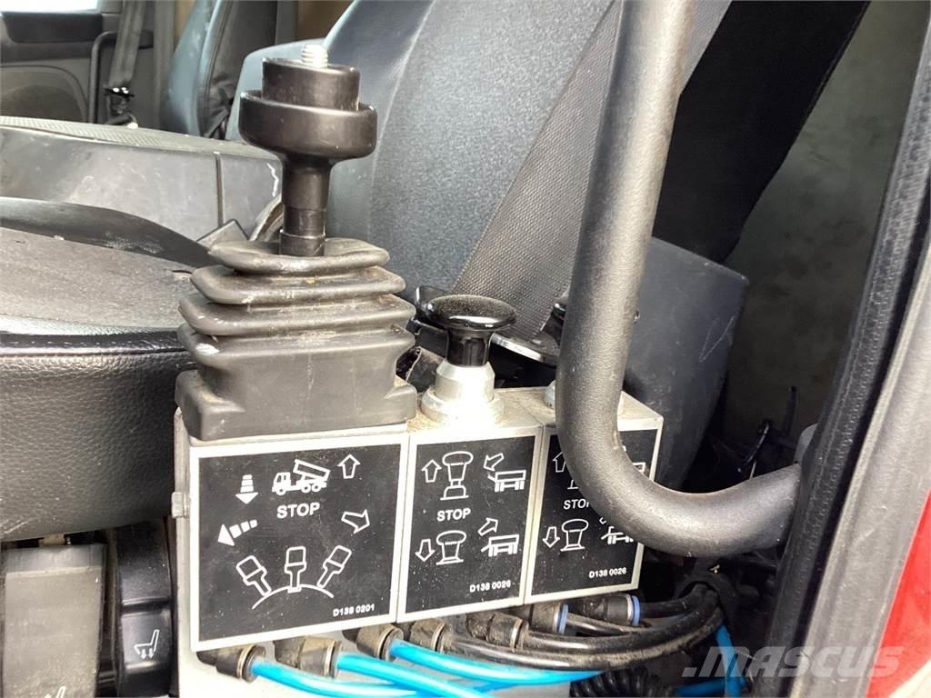 Scania P 320 Vinçli kamyonlar